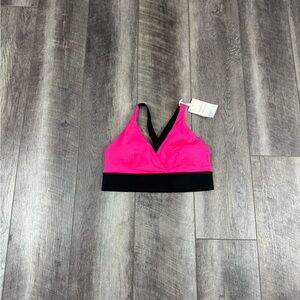 AnaOno Paige Wrap Front‎ Sports Bra